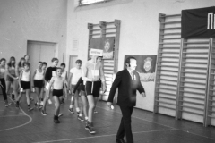 img737