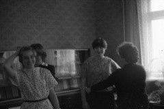img063