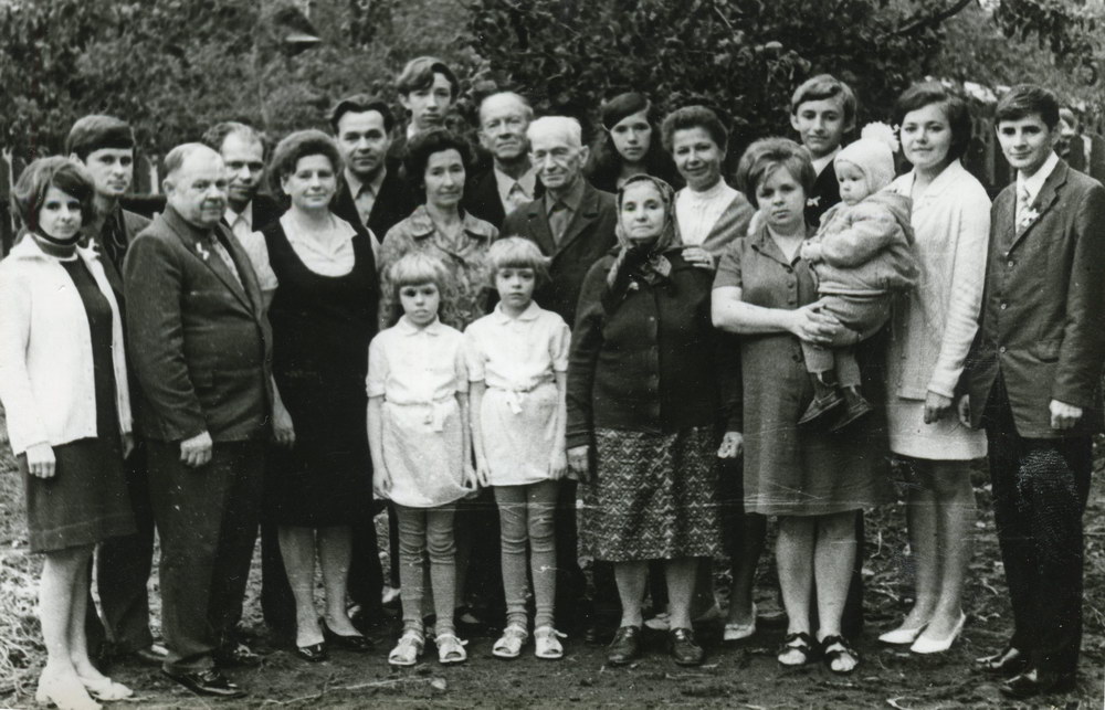 Родственники, 1974 год